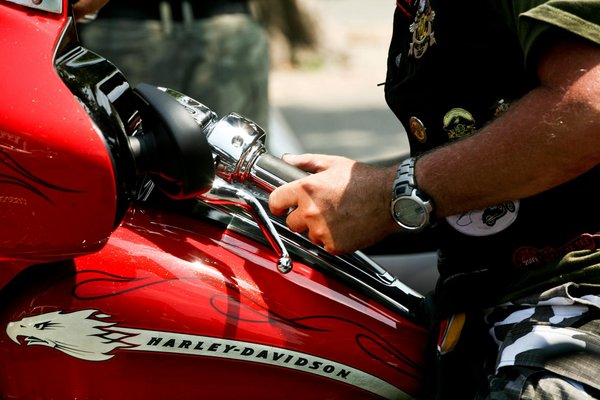 Dans les coulisses de la fabrication d'un triangle de sécurité